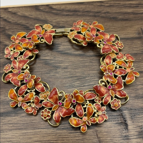 Vintage Monet Bracelet Flowers and 🌸🦋Butterflies, Enamel and Rhinestones - Picture 1 of 12